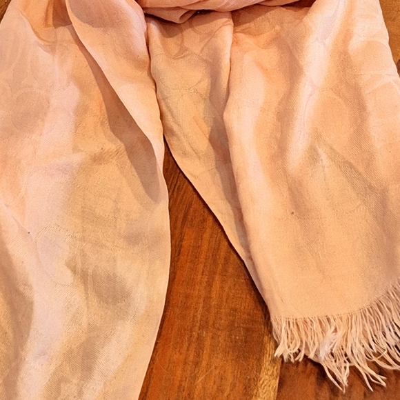 Coach Pastel Peach Fringe Scarf - Picture 3 of 5